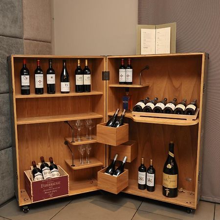 拉康城堡酒店 布里夫拉盖亚尔德 外观 照片