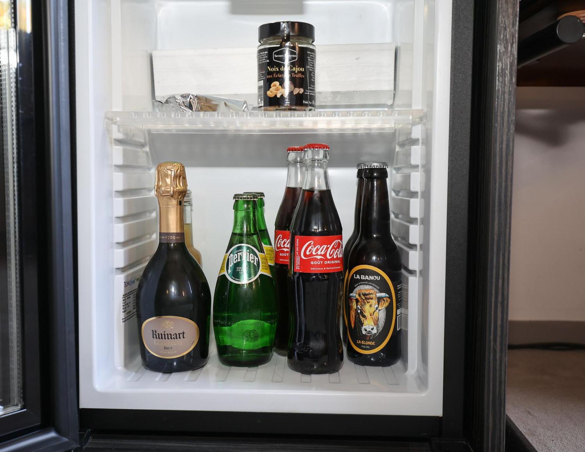 拉康城堡酒店 布里夫拉盖亚尔德 外观 照片
