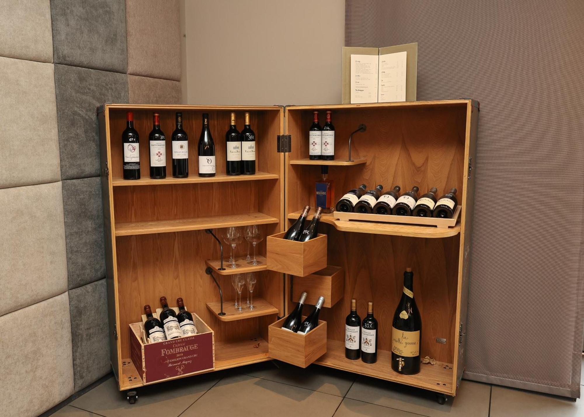 拉康城堡酒店 布里夫拉盖亚尔德 外观 照片